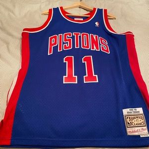 Detroit Pistons Jersey